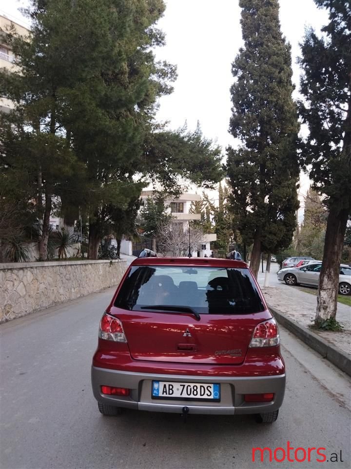 2006' Mitsubishi Outlander photo #6