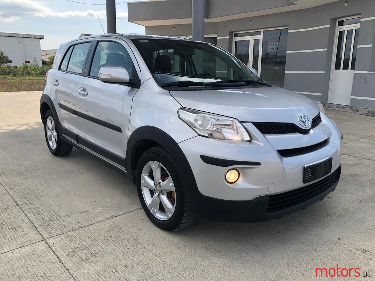 2010' Toyota Urban Cruiser photo #1