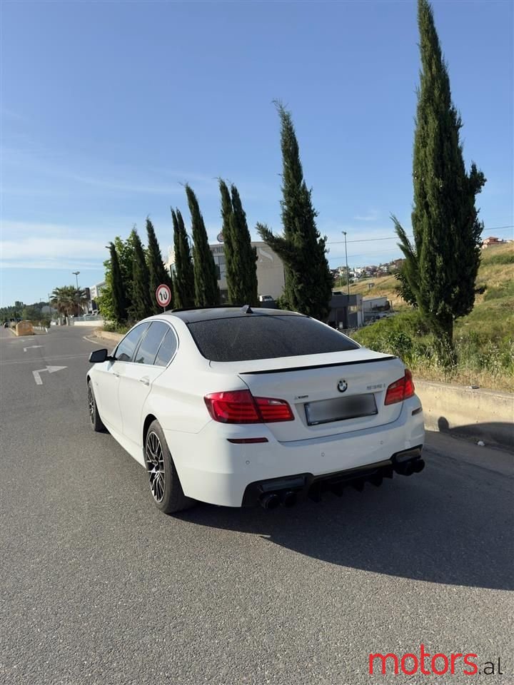 2013' BMW 535 photo #5