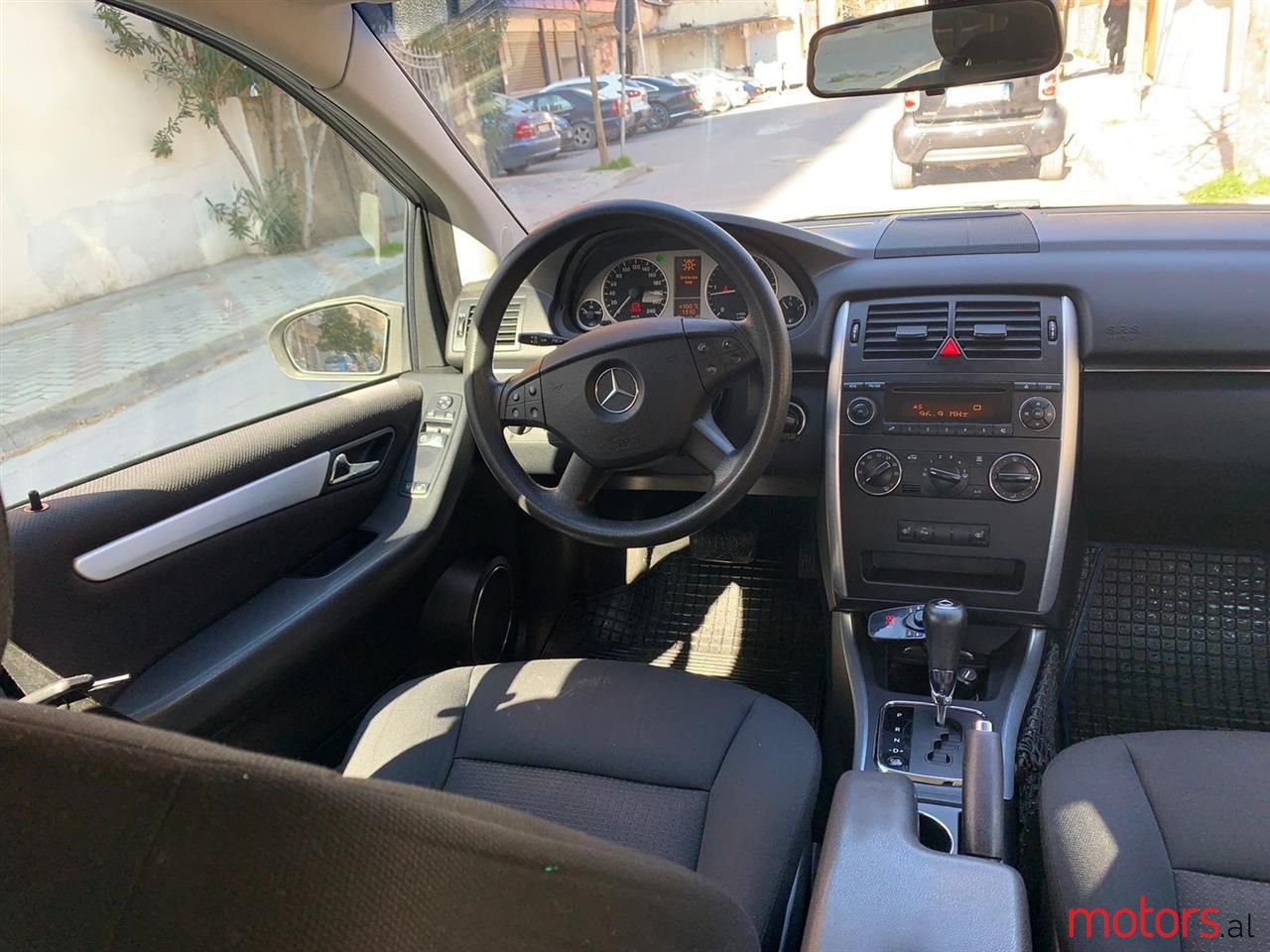 2006' Mercedes-Benz B 180 photo #3