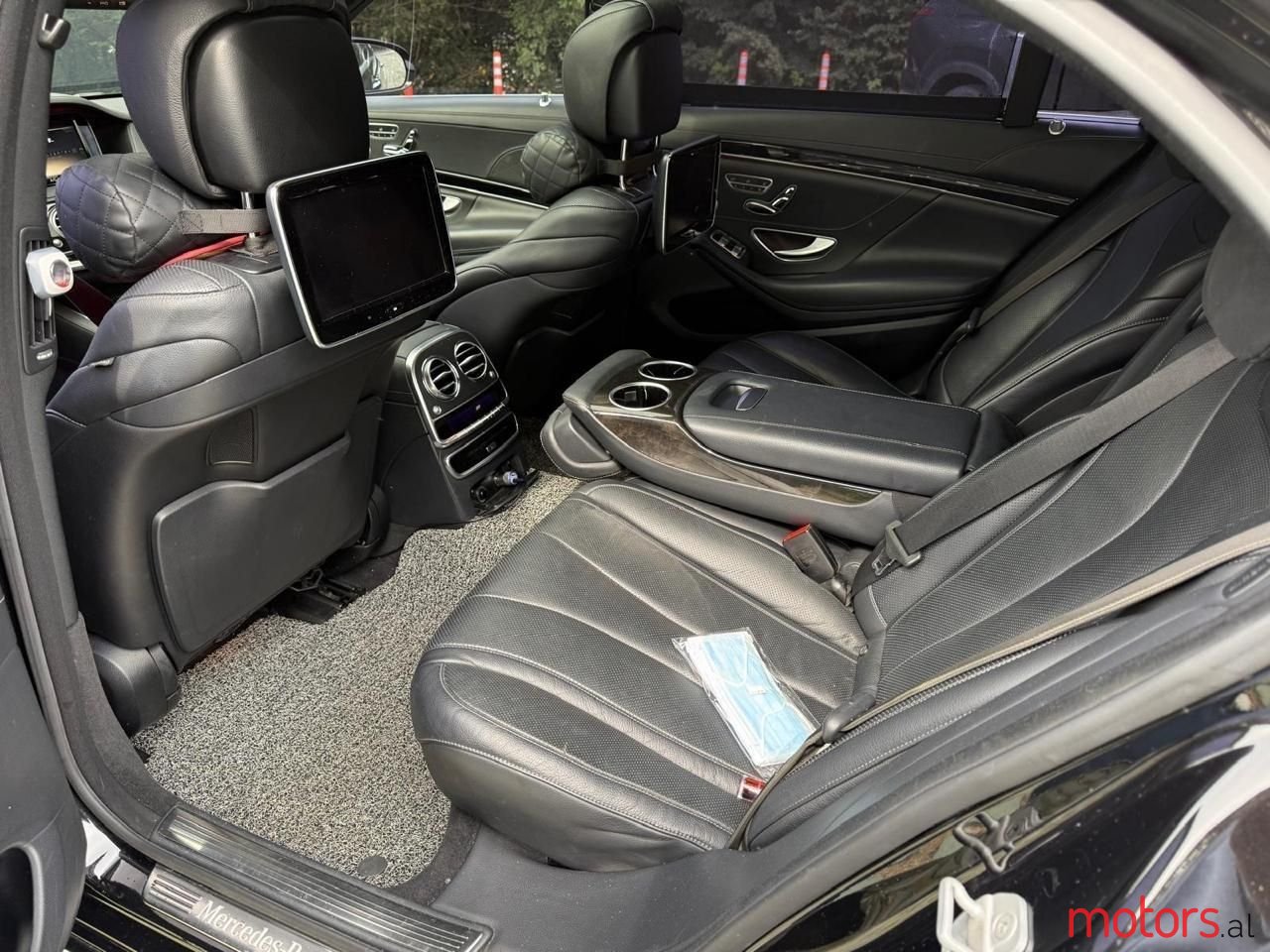 2015' Mercedes-Benz S 350 photo #4