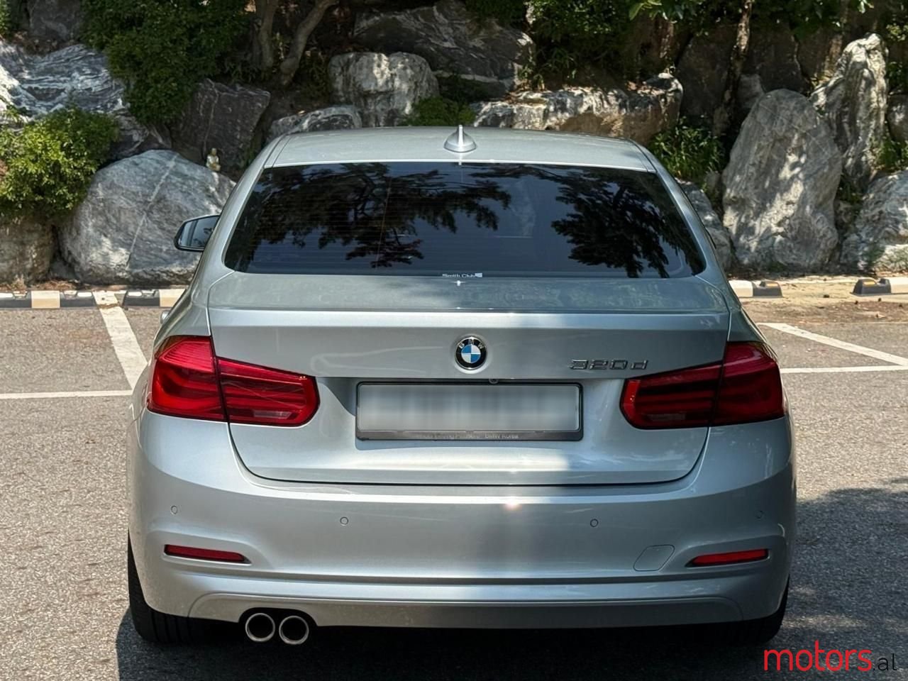 2016' BMW 320 photo #3