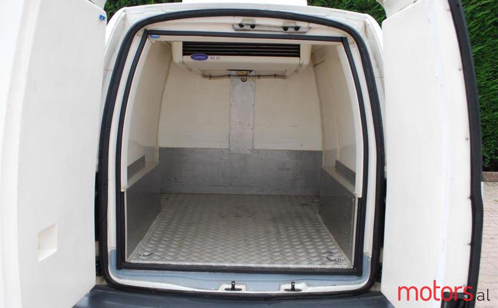 2006' Volkswagen Caddy photo #2