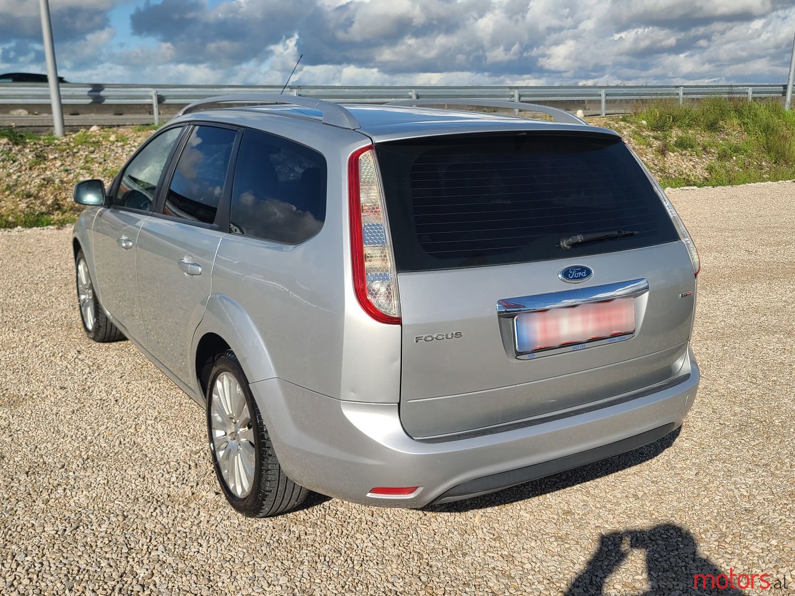 2010' Ford Focus photo #2