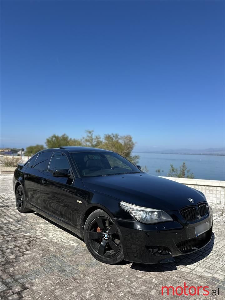 2008' BMW 520 photo #1