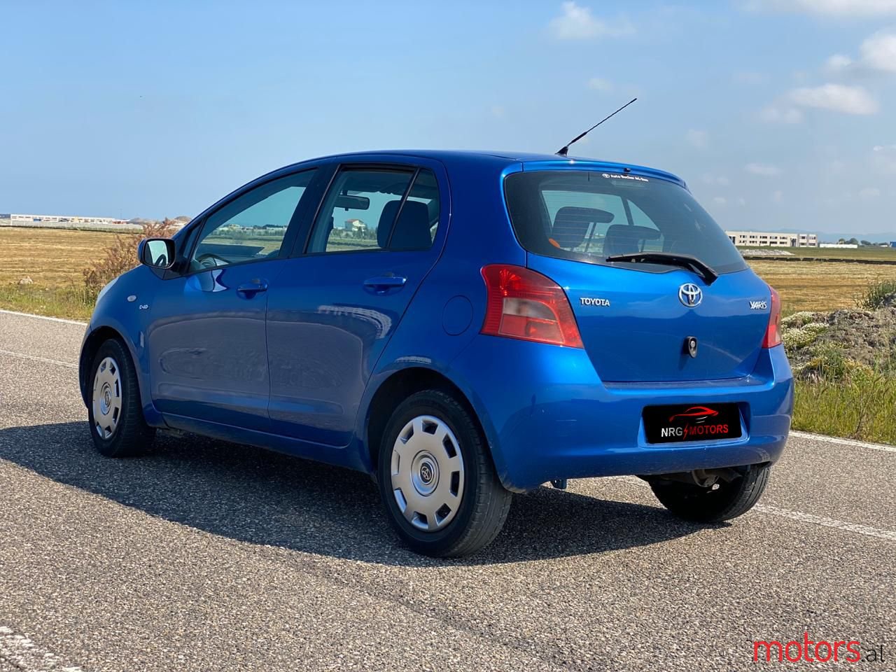 2006' Toyota Yaris photo #2