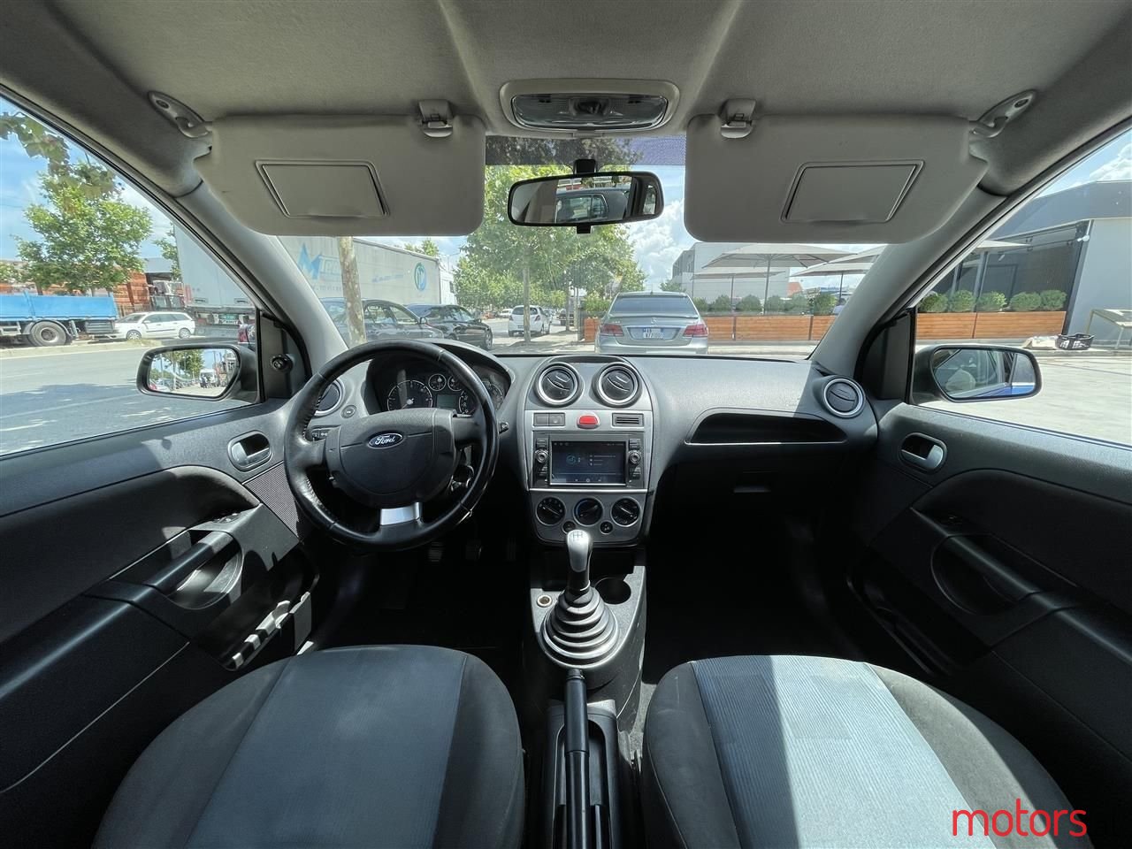 2006' Ford Fiesta photo #1