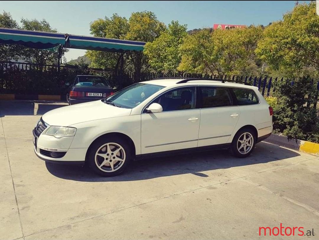 2007' Volkswagen Passat B7 photo #1