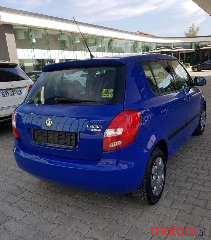 2009' Skoda Fabia photo #1