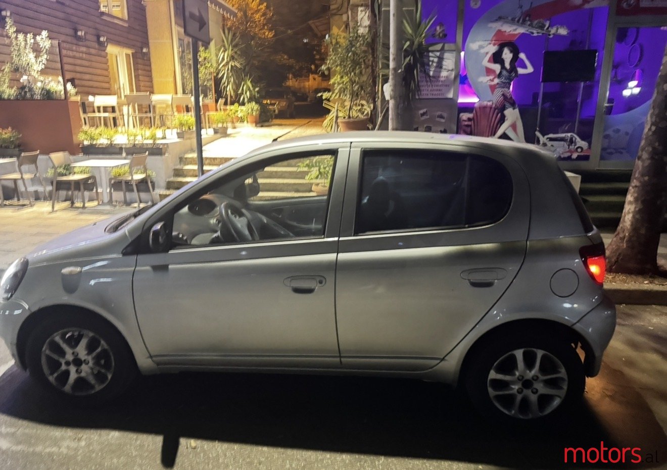 2002' Toyota Yaris photo #1