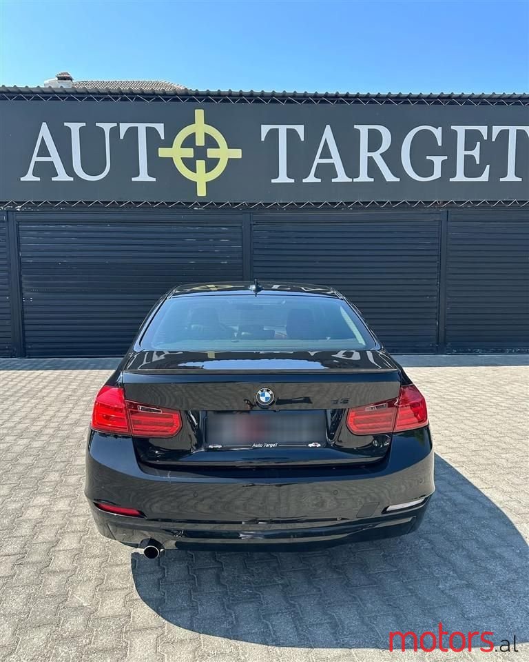 2014' BMW 328 photo #3