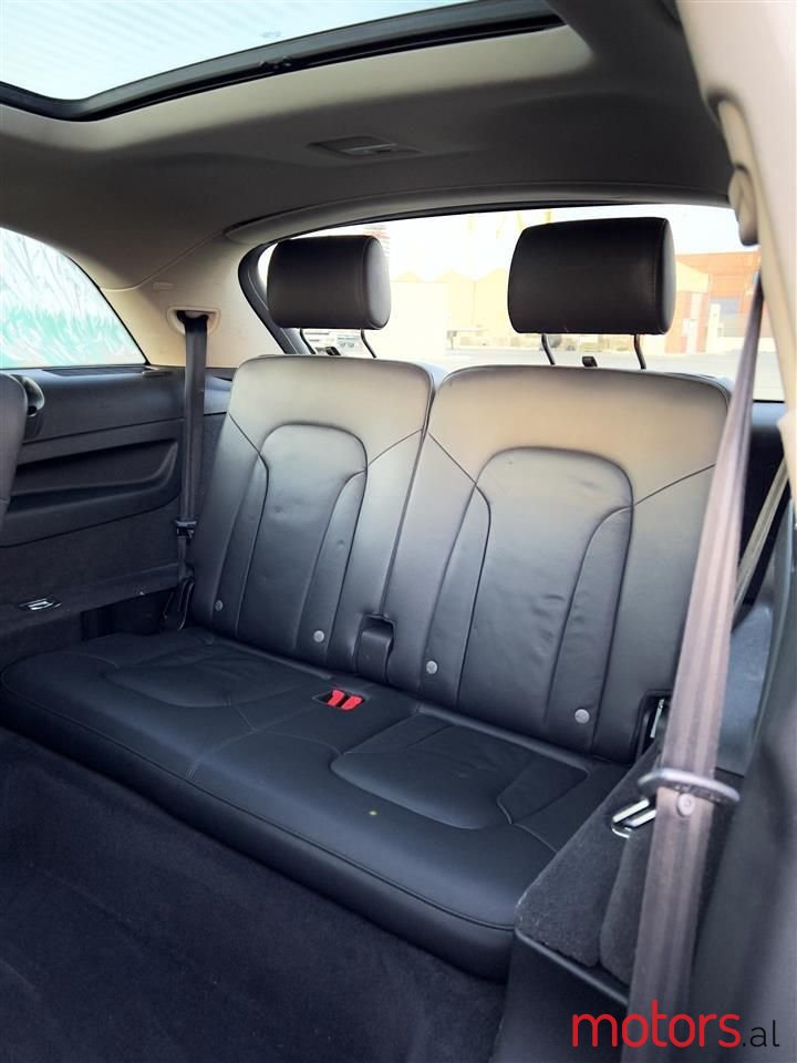 2010' Audi Q7 photo #4