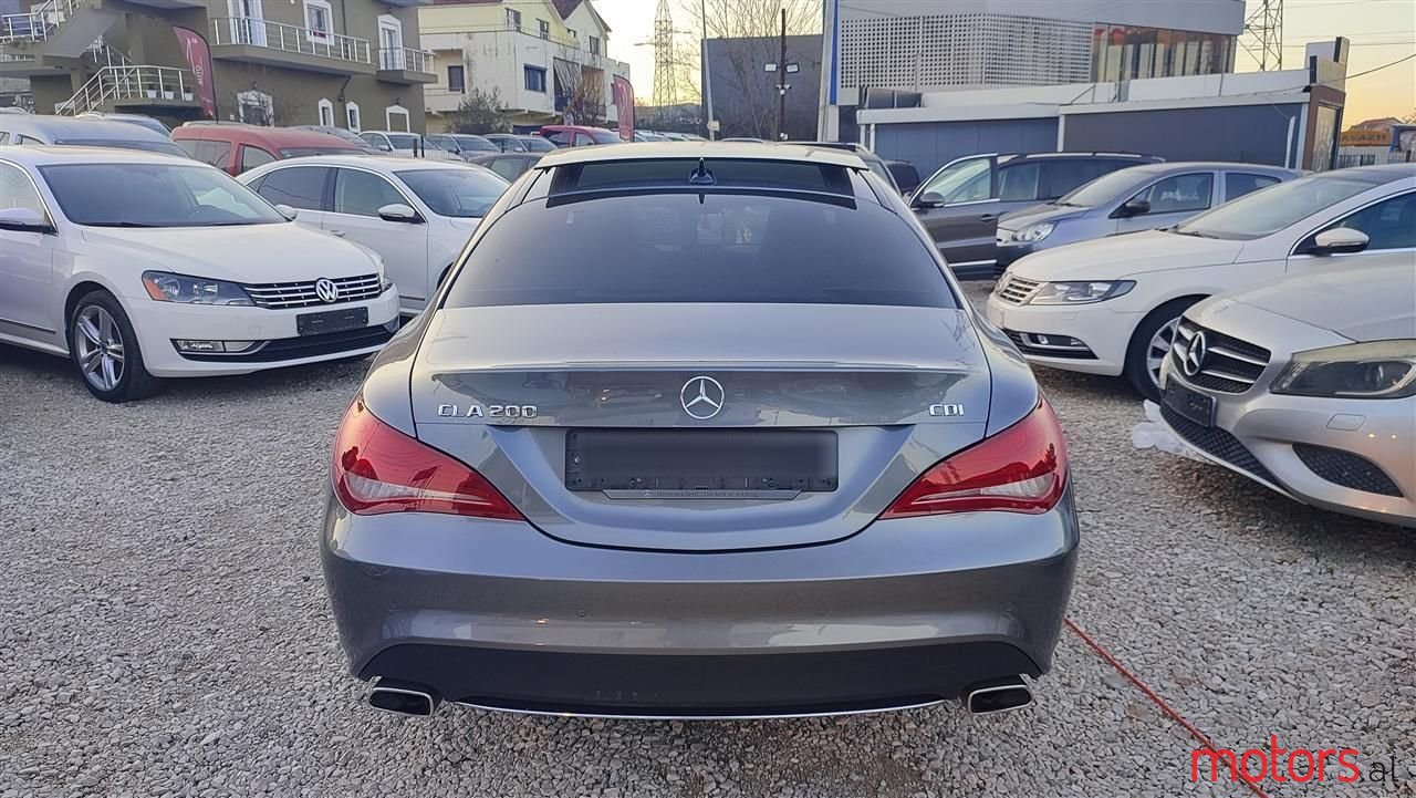 2014' Mercedes-Benz CLA 200 photo #6