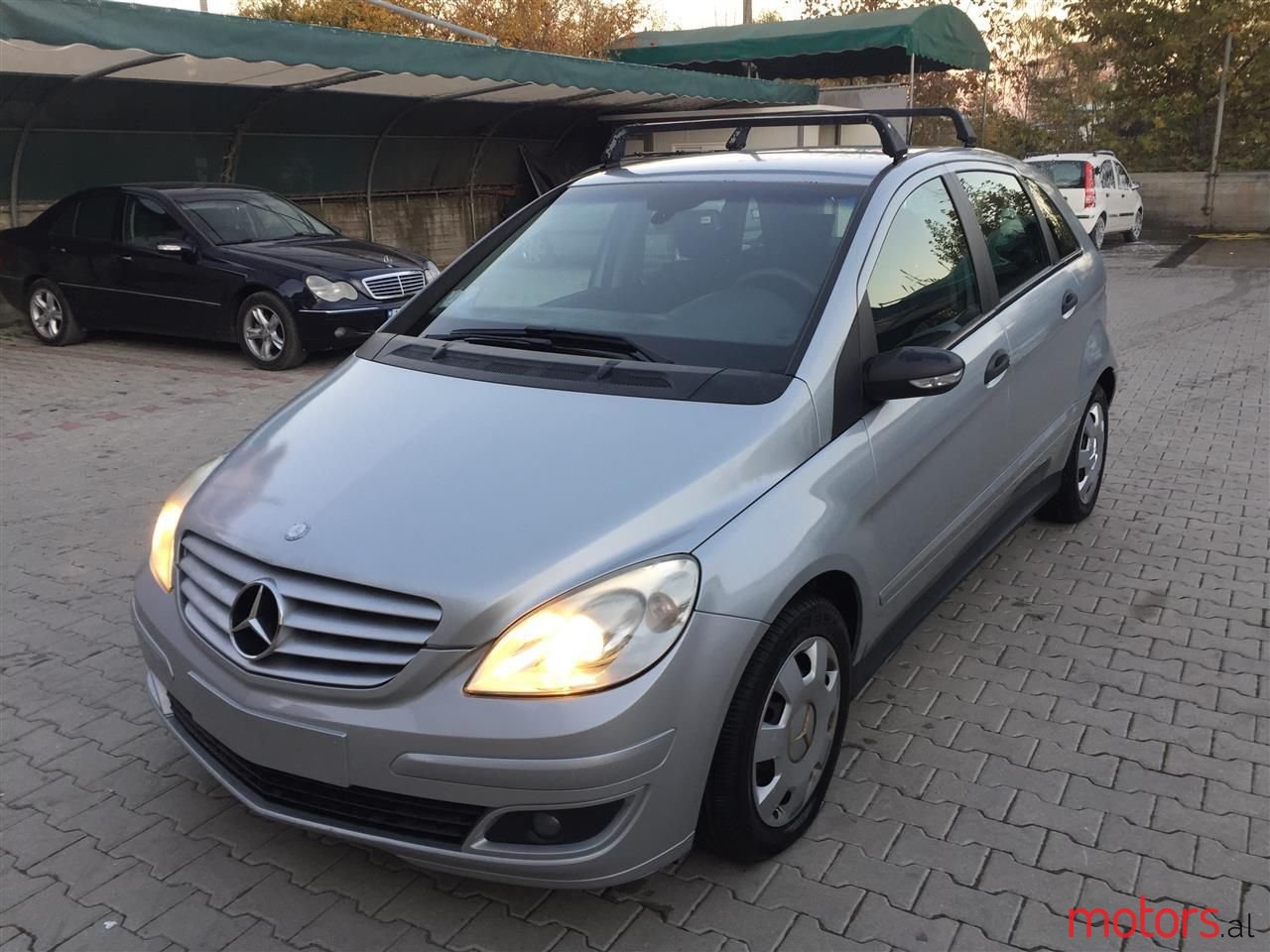 2006' Mercedes-Benz B 180 photo #5