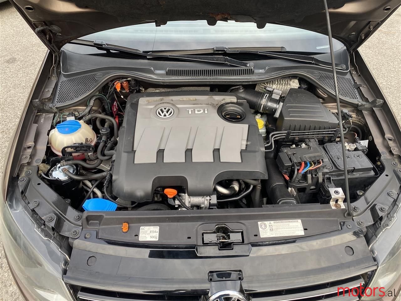 2011' Volkswagen Polo photo #6