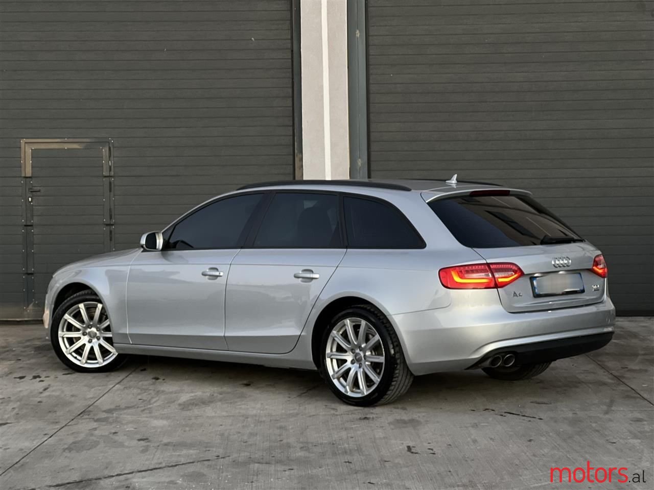2013' Audi A4 photo #3
