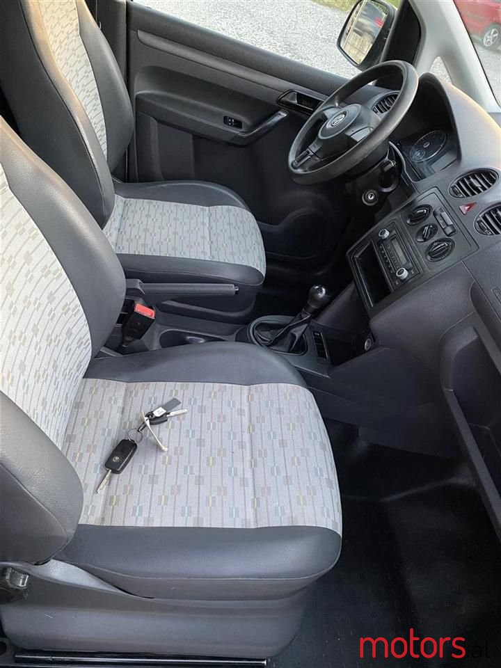 2010' Volkswagen Caddy photo #5