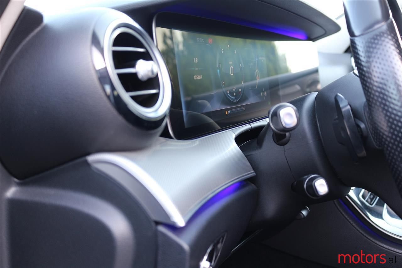 2016' Mercedes-Benz E 220 photo #6