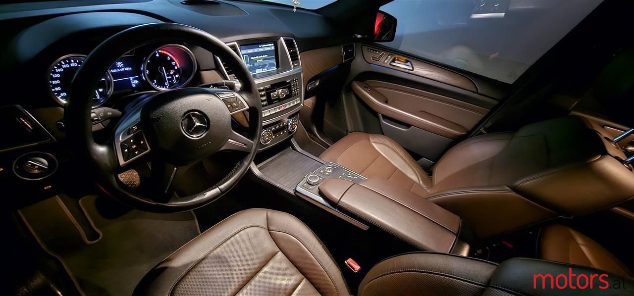 2012' Mercedes-Benz ML 350 photo #3