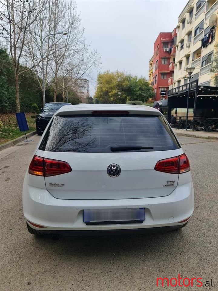 2014' Volkswagen Golf photo #5