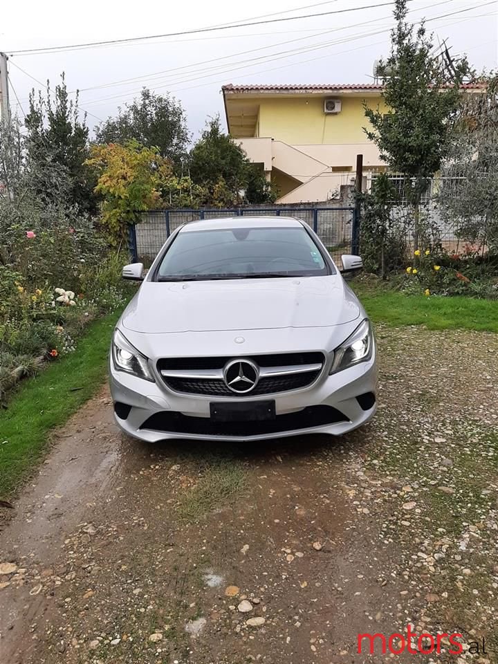 2015' Mercedes-Benz CLA 200 Shooting Brake photo #1
