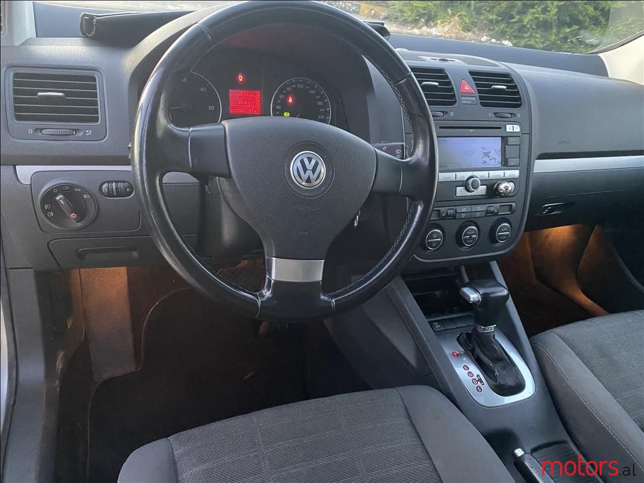 2007' Volkswagen Golf photo #4