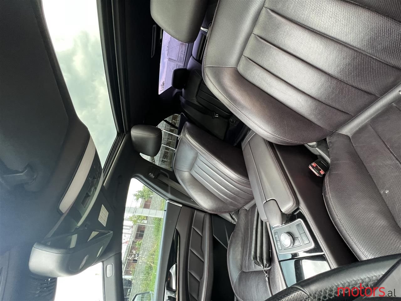 2012' Mercedes-Benz CLS 350 photo #6