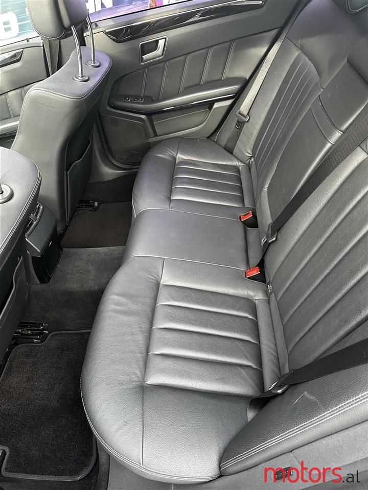 2014' Mercedes-Benz E 250 photo #2