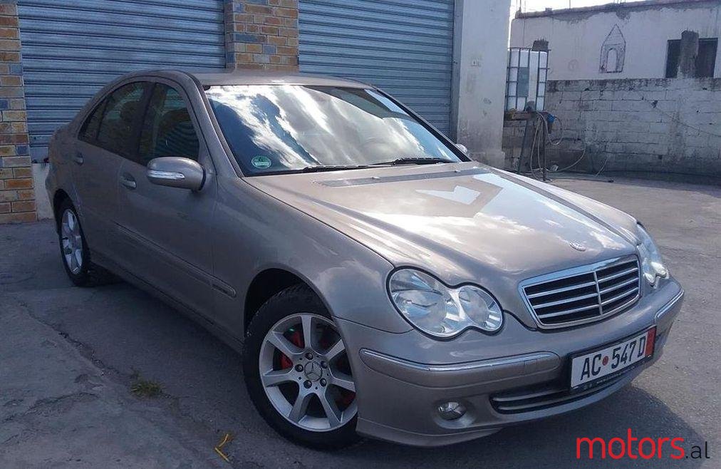 2005' Mercedes-Benz C 220 photo #1