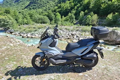 2025' SYM ADX300