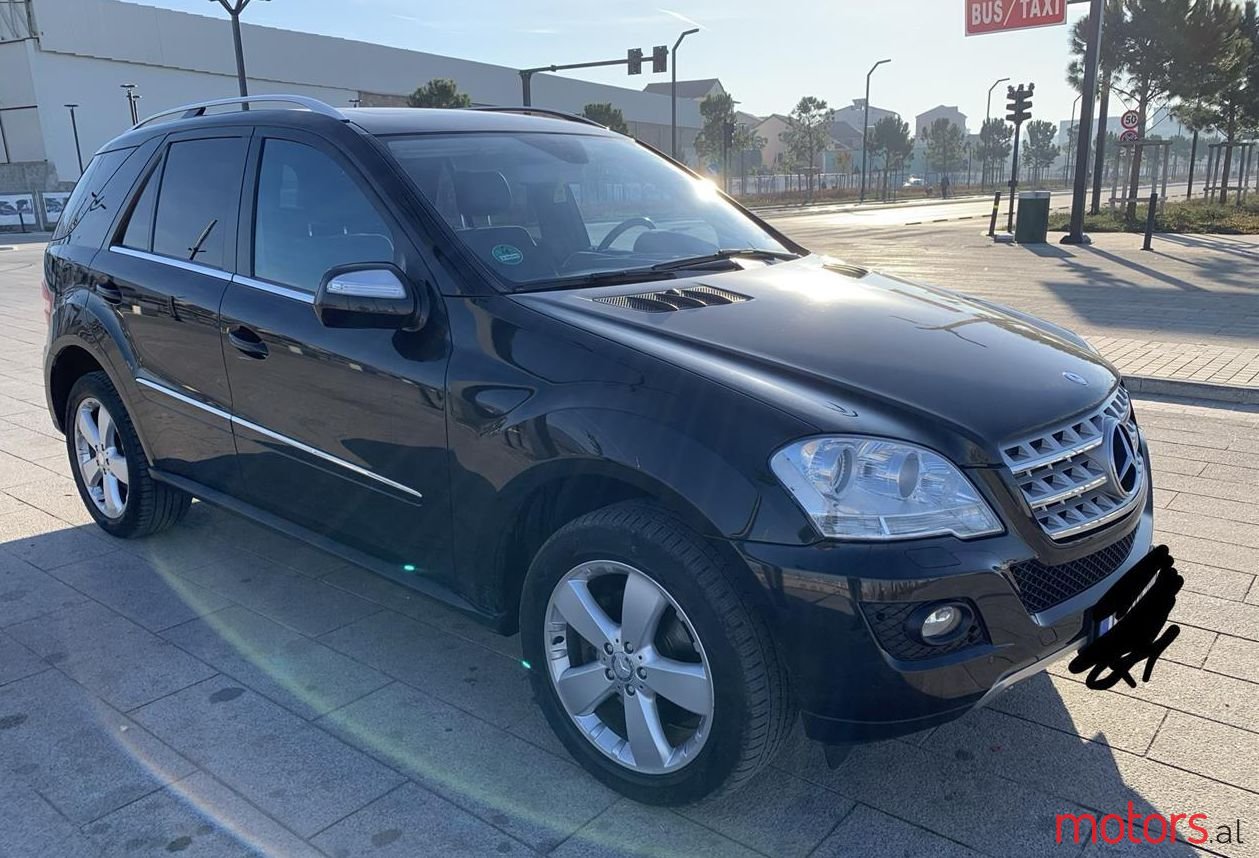 2010' Mercedes-Benz ML 350 photo #1