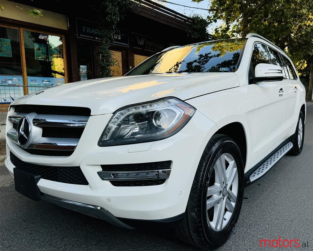 2013' Mercedes-Benz GL 450 photo #2