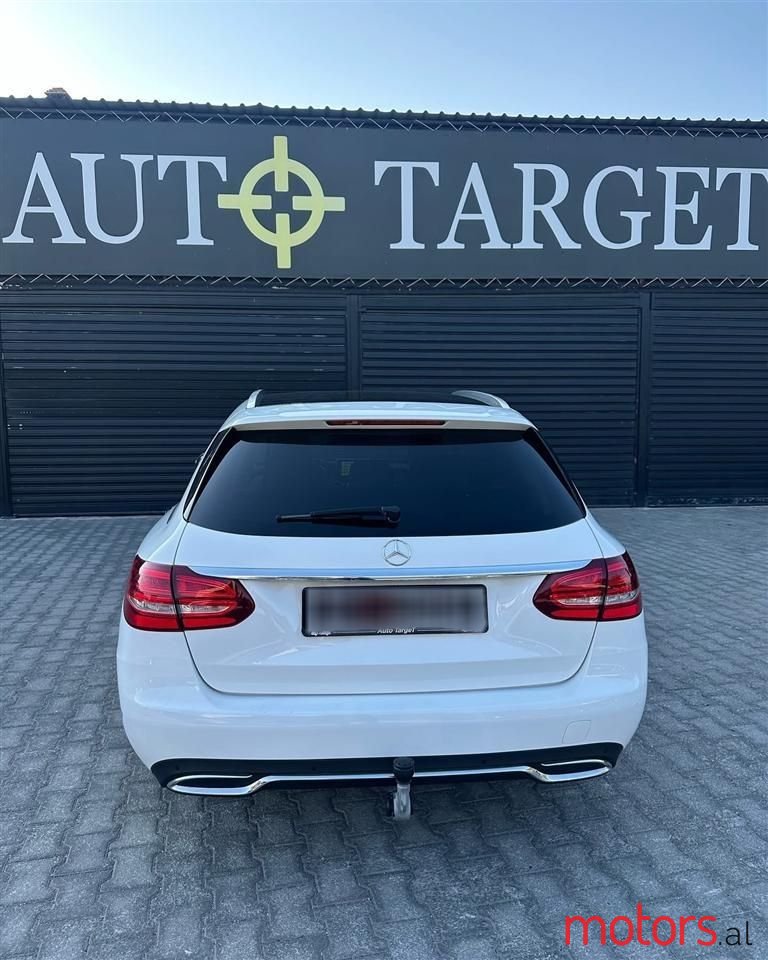 2014' Mercedes-Benz C 220 photo #5