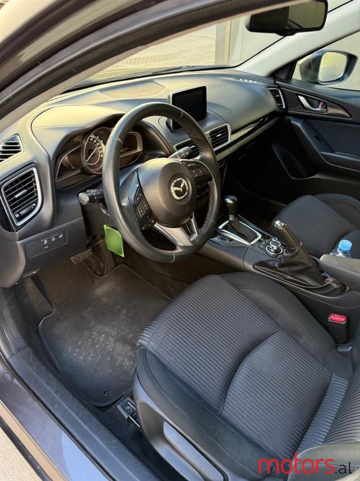 2015' Mazda 3 photo #4