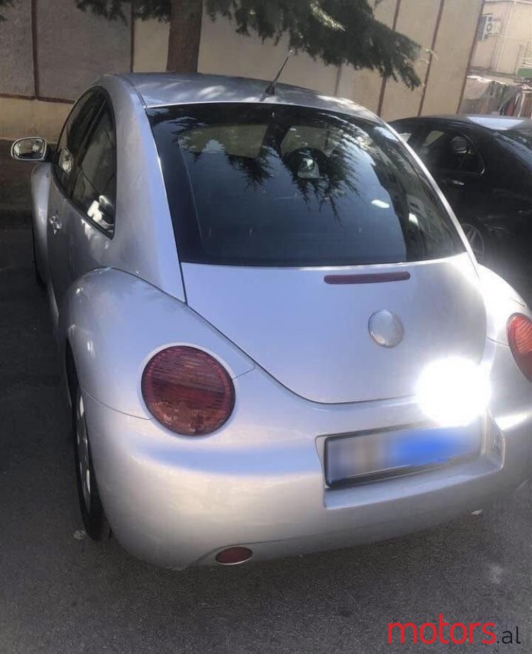 2001' Volkswagen Beetle photo #3