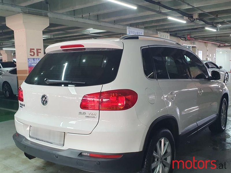 2013' Volkswagen Tiguan photo #6