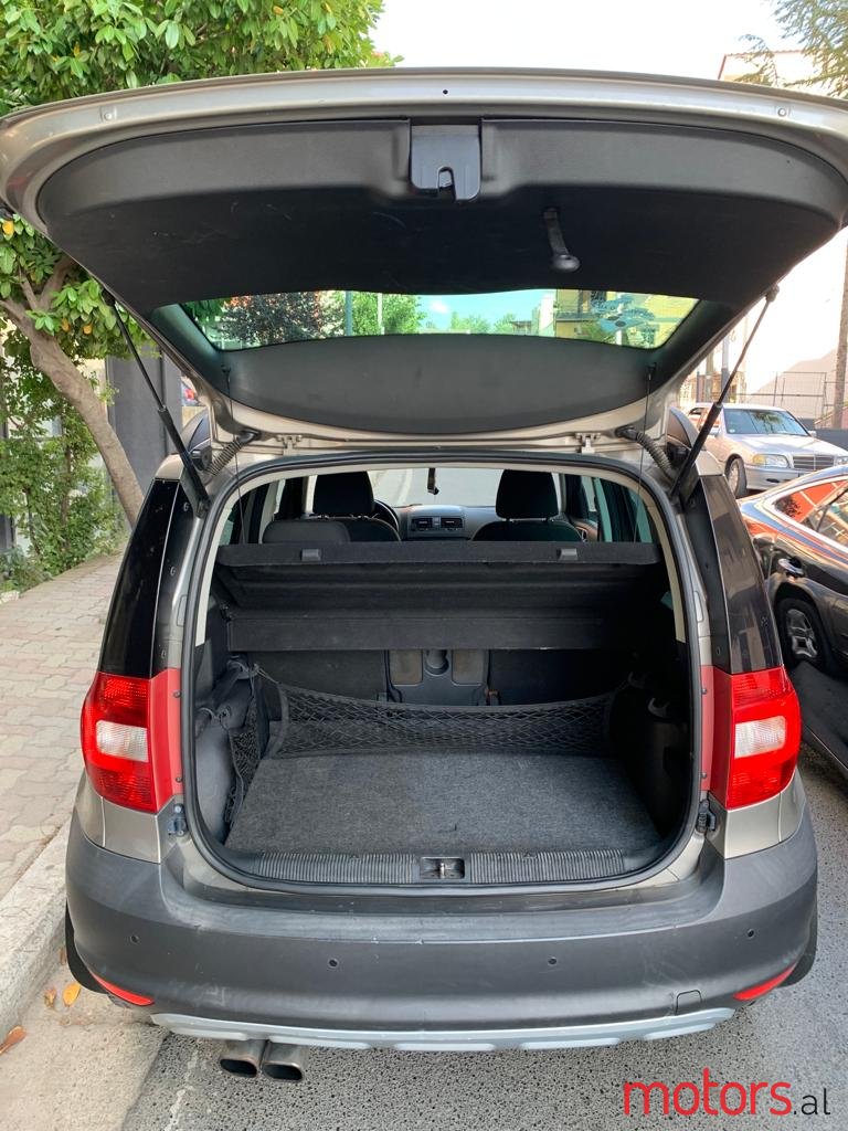 2010' Skoda Yeti photo #4