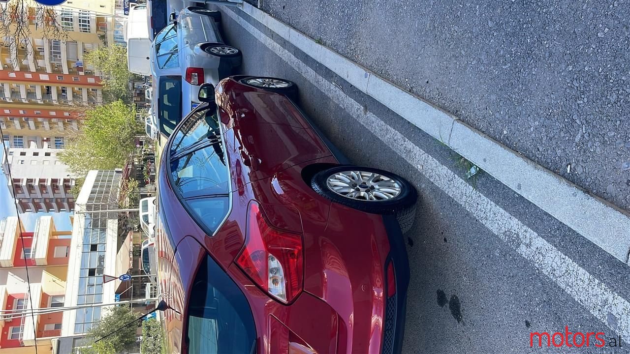 2012' Ford Focus photo #4