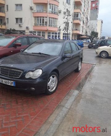 2001' Mercedes-Benz C-Class photo #1