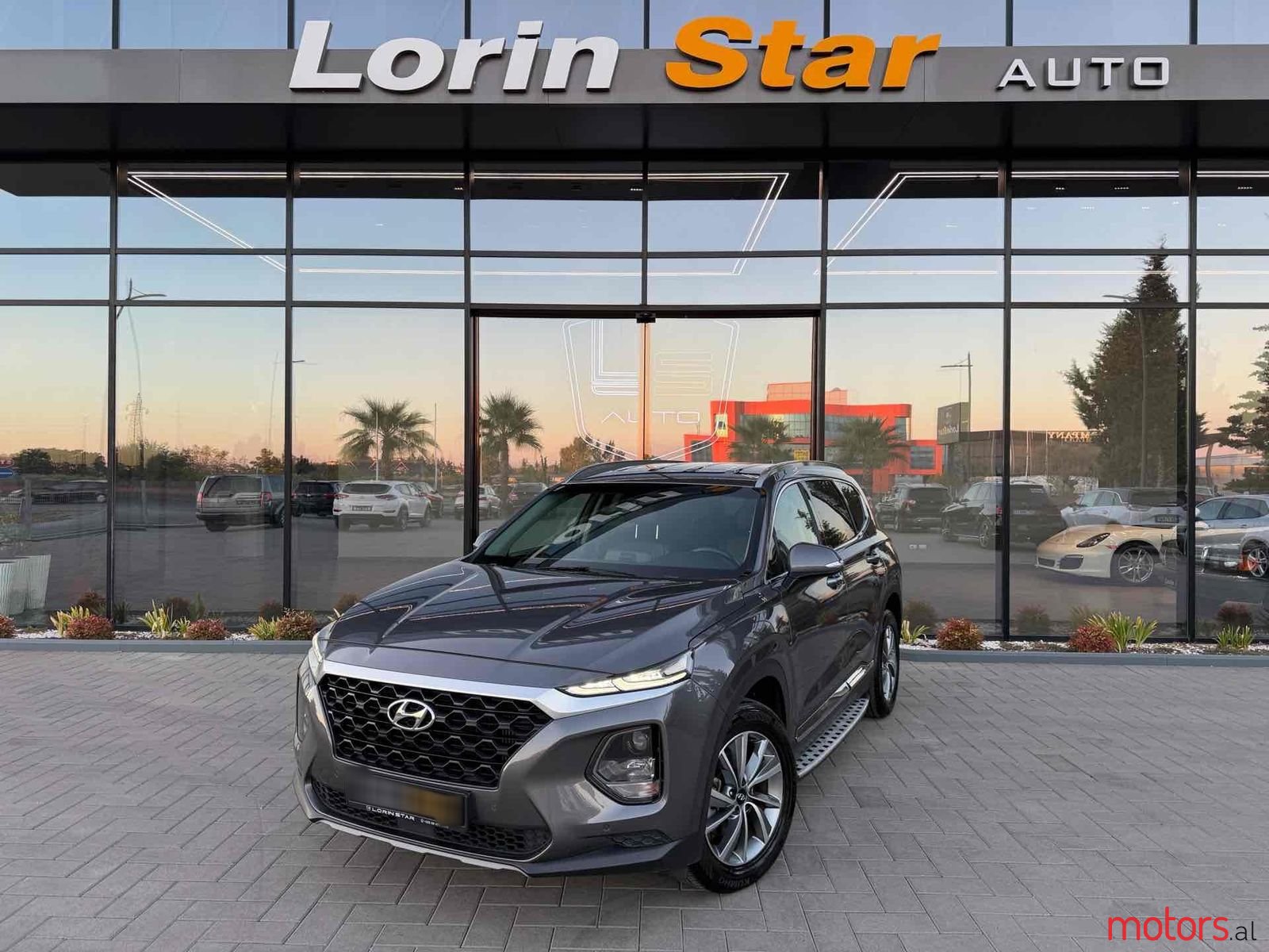 2018' Hyundai Santa Fe photo #1