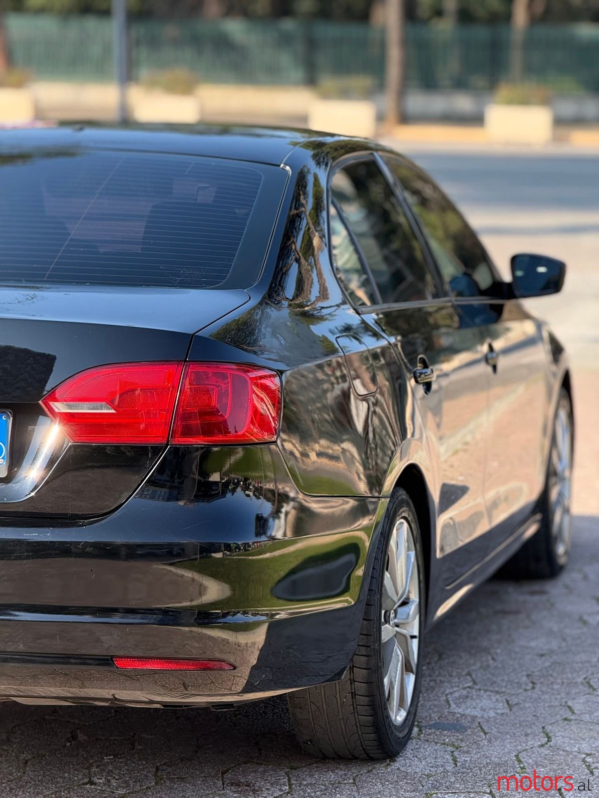 2011' Volkswagen Jetta photo #1