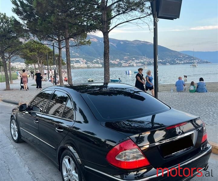 2007' Mercedes-Benz E 200 photo #1