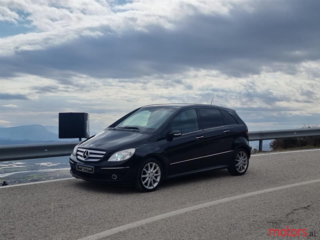 2007' Mercedes-Benz B 180 photo #1