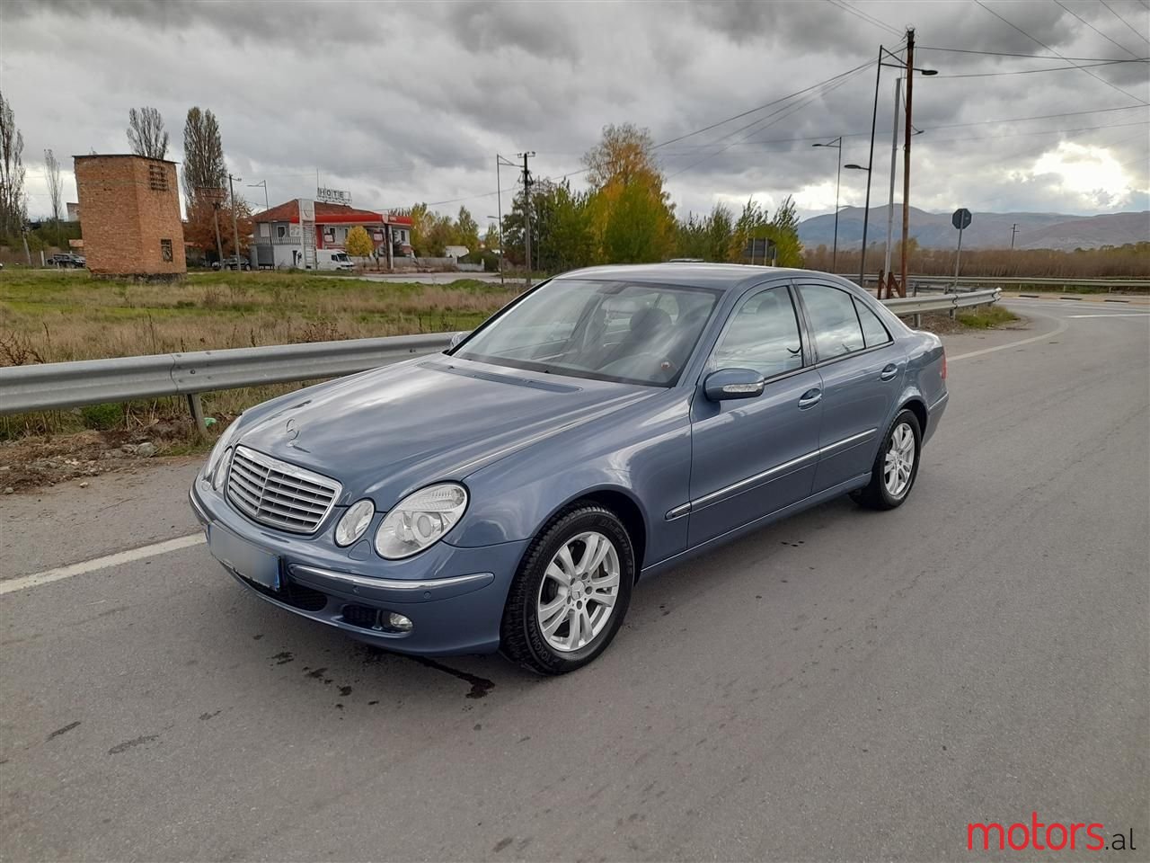 2006' Mercedes-Benz E 280 photo #1