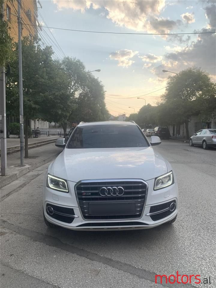 2015' Audi SQ5 photo #1