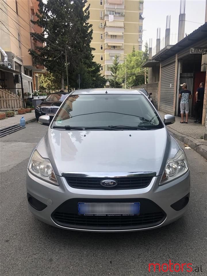 2009' Ford Focus photo #2