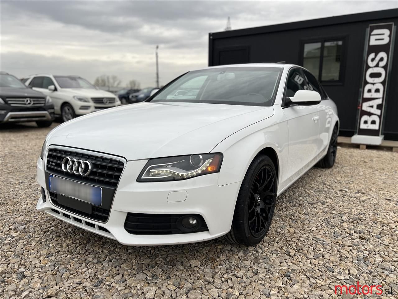 2011' Audi A4 photo #2