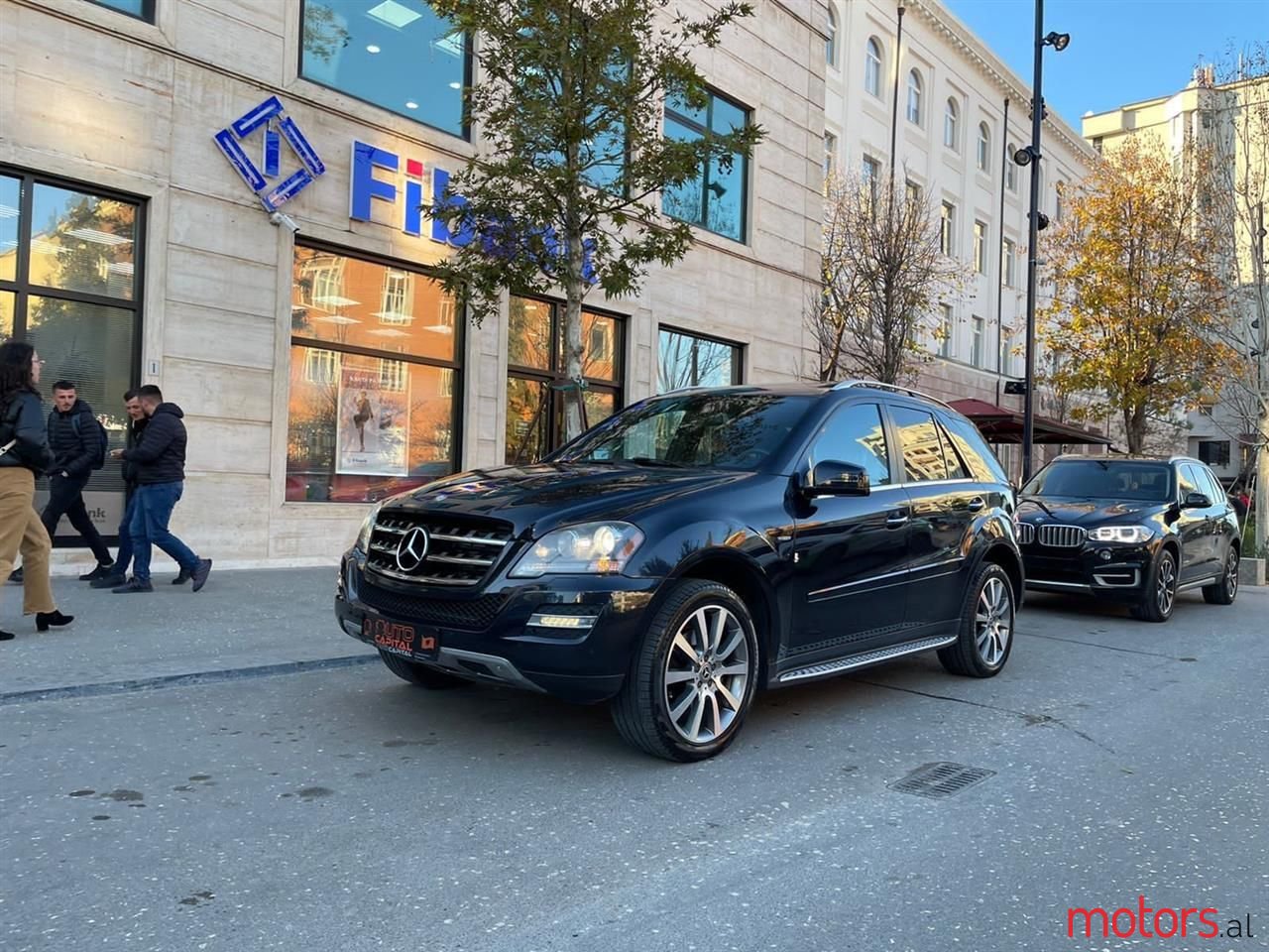 2011' Mercedes-Benz ML 350 photo #2