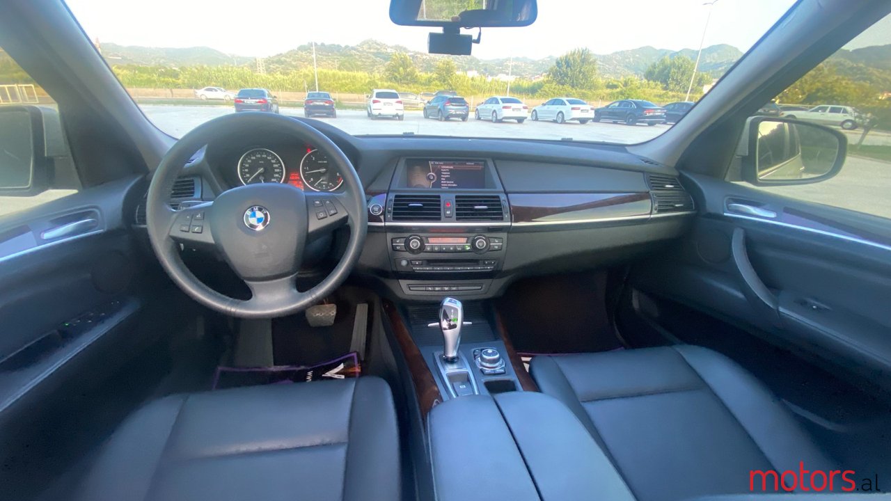 2011' BMW X5 photo #6