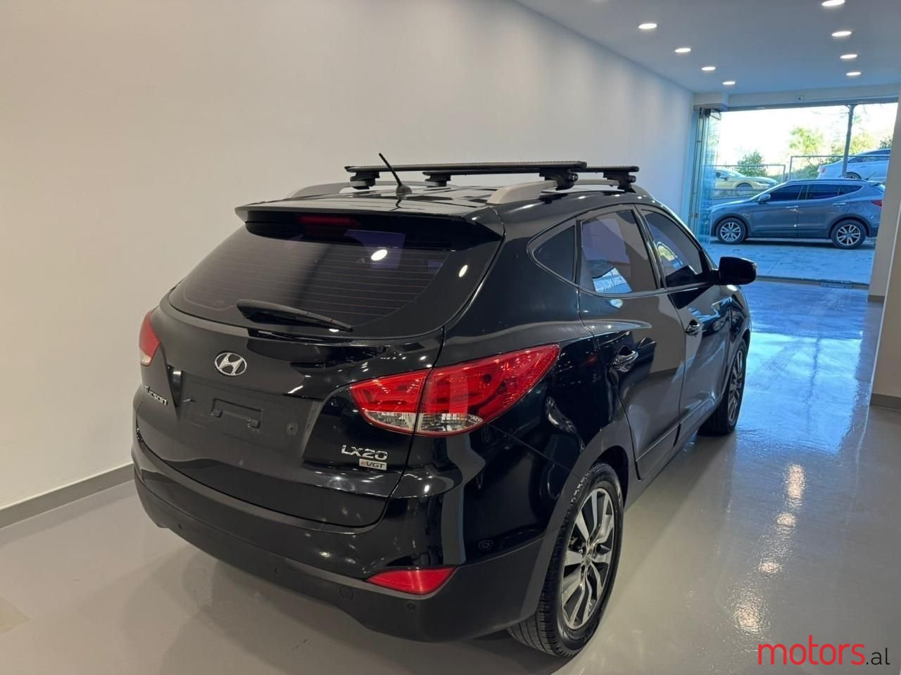 2011' Hyundai Tucson photo #5